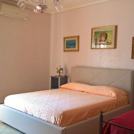 Suite Fronte Spiaggia - 50M Dalla Spiaggia Трапани Экстерьер фото